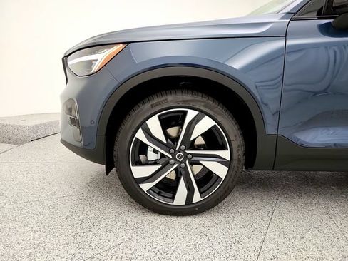 New 2026 Volvo XC40 B5 Ultra w/ Protection Package Premier AWD/4WD image 25