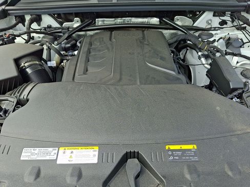 Used 2025 Audi Q5 Premium w/ Convenience Package AWD/4WD image 28