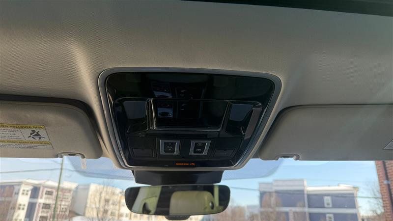 Used 2017 Land Rover Range Rover HSE AWD/4WD image 30