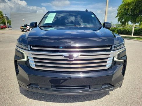 Used 2024 Chevrolet Tahoe High Country w/ Premium Package 2 RWD image 3