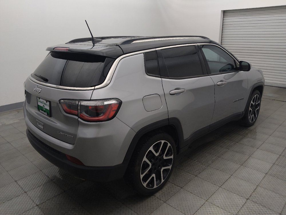 Used 2021 Jeep Compass Limited w/ Elite Exterior Group FWD image 9