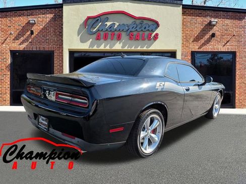 Used 2015 Dodge Challenger R/T Plus image 4