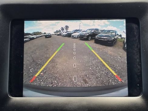 Used 2019 Jeep Cherokee Latitude w/ Popular Appearance Group AWD/4WD image 24