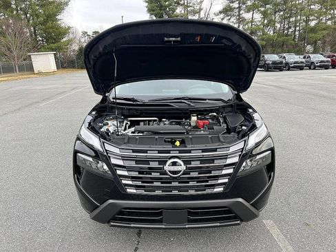 New 2026 Nissan Rogue SV image 9