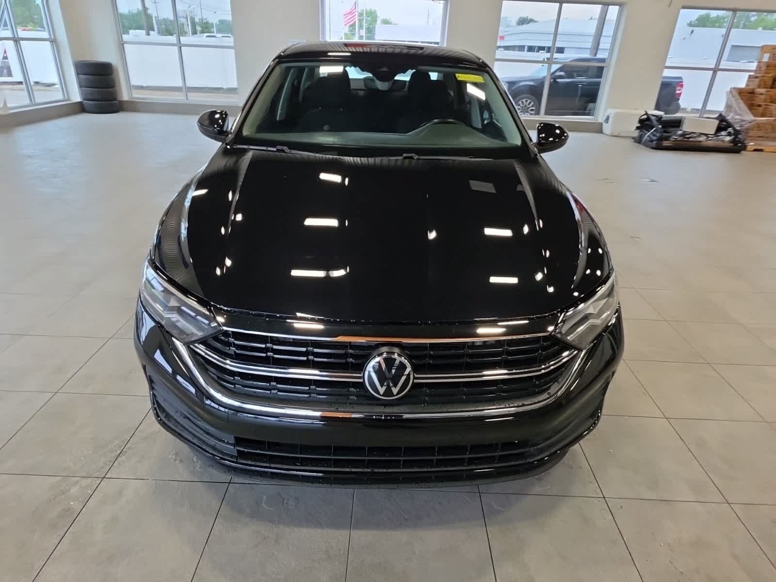 Used 2024 Volkswagen Jetta S FWD image 3