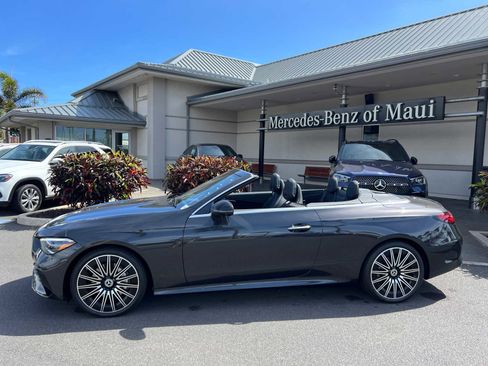 Used 2024 Mercedes-Benz CLE 300 4MATIC Cabriolet image 4