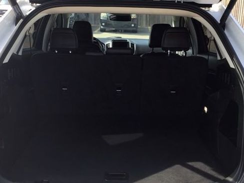 Certified 2021 Ford Edge SEL w/ Convenience Package image 9