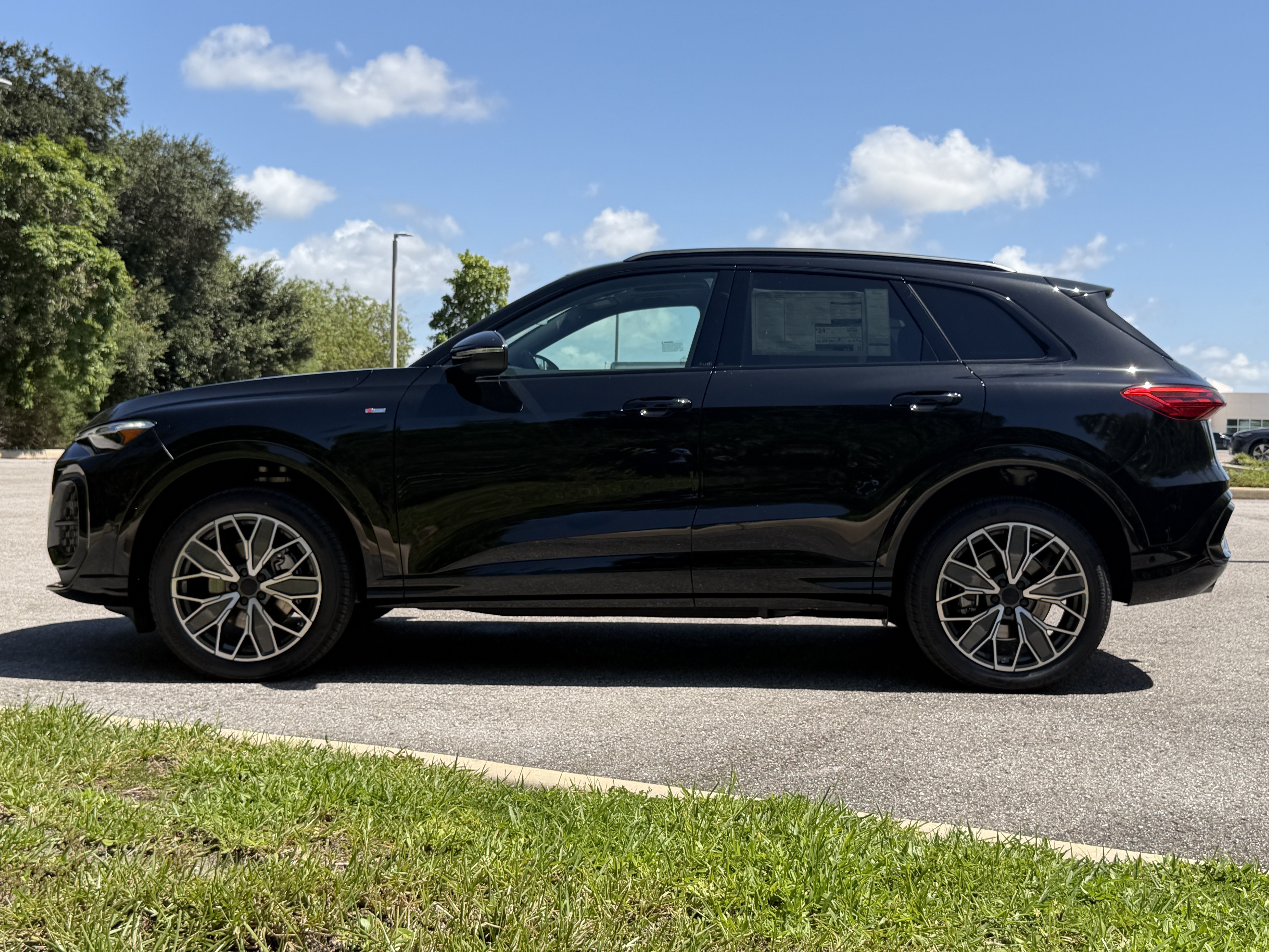 New 2026 Audi Q5 Premium AWD/4WD image 6
