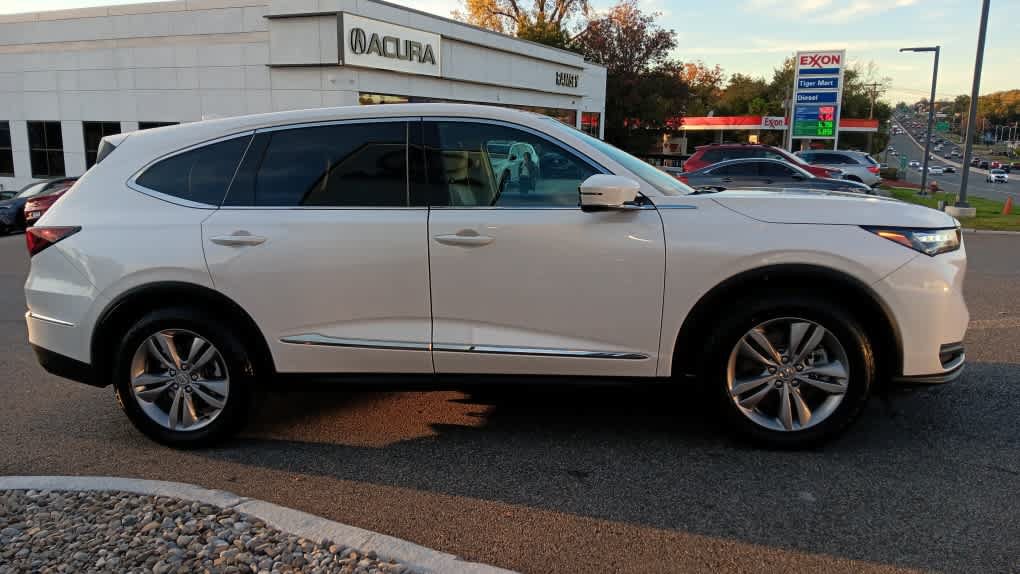Used 2026 Acura MDX SH-AWD image 6