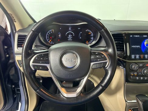 Used 2021 Jeep Grand Cherokee Limited AWD/4WD image 14