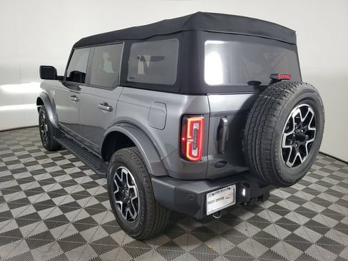 Used 2024 Ford Bronco Outer Banks AWD/4WD image 4