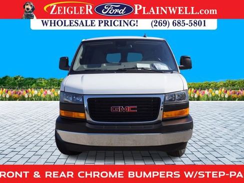 Used 2023 GMC Savana 3500 LT w/ LT Preferred Equipment Group image 8