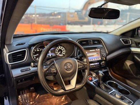 Used 2017 Nissan Maxima 3.5 S image 8