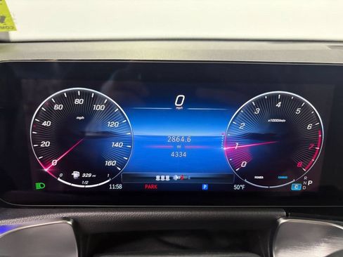 Used 2026 Mercedes-Benz GLB 250 4MATIC image 14