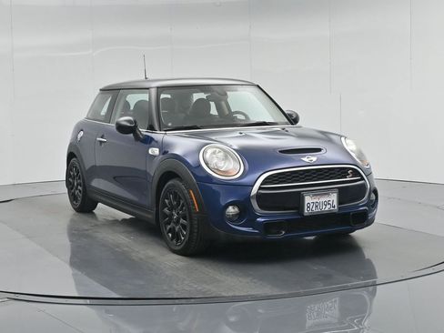 Used 2015 MINI Cooper S image 59