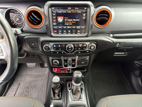 Used 2023 Jeep Gladiator Mojave w/ LED Lighting Group AWD/4WD image 40