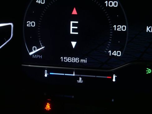 Used 2024 GMC Yukon Denali Ultimate image 35