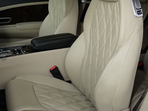 Used 2012 Bentley Continental GT image 9
