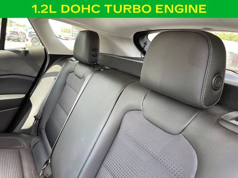 Used 2024 Chevrolet Trax LT w/ Driver Confidence Package FWD image 9