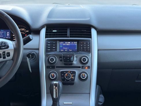 Used 2013 Ford Edge SEL FWD image 22