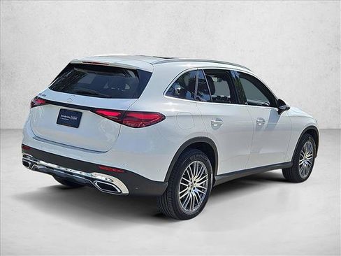 Certified 2026 Mercedes-Benz GLC 300 image 5