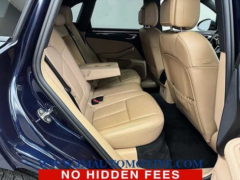 Used 2021 Porsche Macan image 18