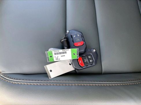 New 2026 Jeep Gladiator Mojave AWD/4WD image 29