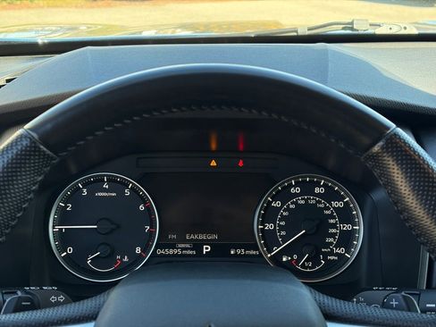 Used 2024 Mitsubishi Outlander FWD image 18
