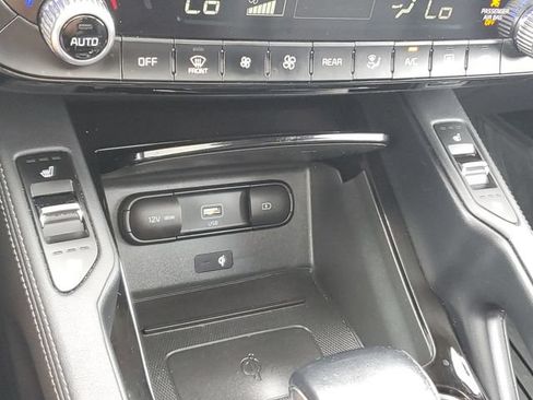 Used 2020 Kia Telluride SX w/ SX Prestige Package AWD/4WD image 31