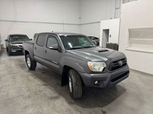 Used 2014 Toyota Tacoma 4x4 Double Cab w/ TRD Sport Package image 67