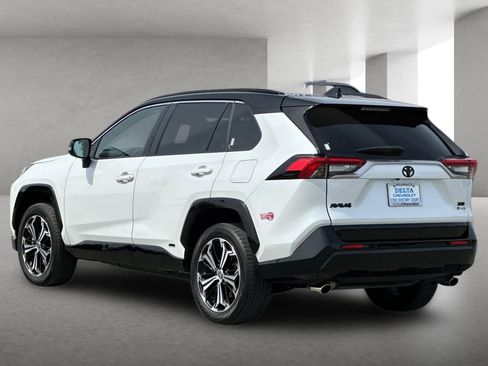 Used 2025 Toyota RAV4 XSE w/ Premium Package AWD/4WD image 6