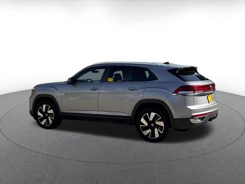 Used 2026 Volkswagen Atlas Cross Sport SE AWD/4WD image 10