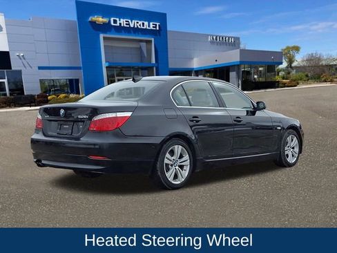 Used 2010 BMW 528i xDrive Sedan image 8
