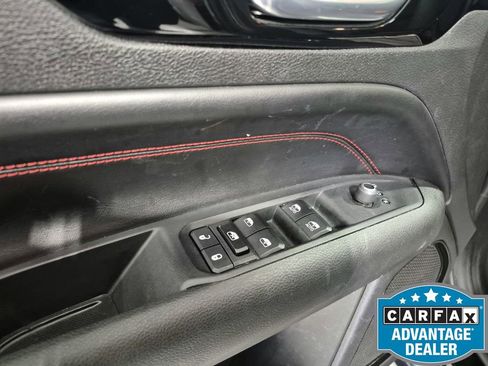 Used 2024 Jeep Compass Trailhawk AWD/4WD image 15