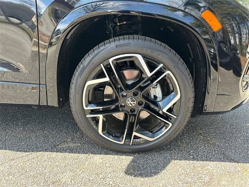 New 2026 Volkswagen Tiguan SEL R-Line image 30