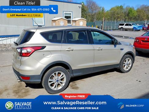 Used 2017 Ford Escape SE AWD/4WD image 4