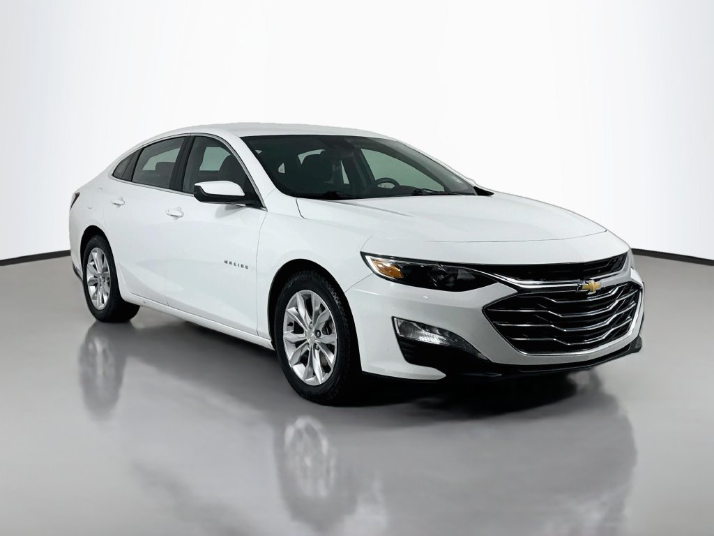 Used 2022 Chevrolet Malibu LT FWD image 4