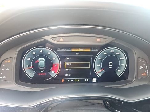 Used 2022 Audi SQ8 Prestige AWD/4WD image 18