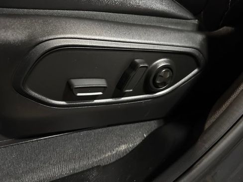 Used 2024 Jeep Grand Cherokee Limited AWD/4WD image 6