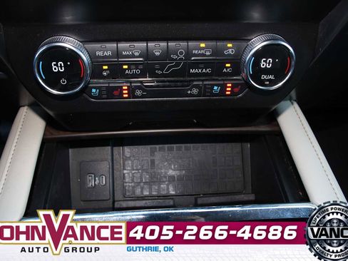 Used 2021 Ford Expedition Platinum AWD/4WD image 37