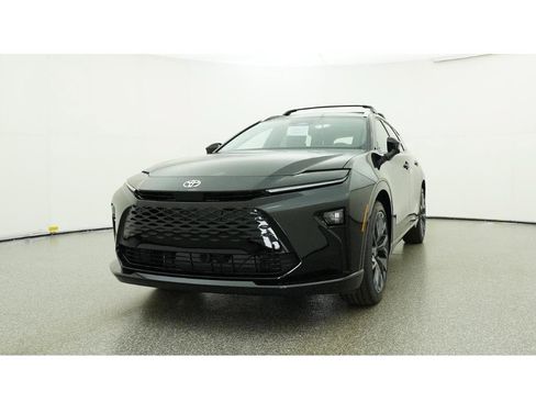 New 2026 Toyota Crown Signia AWD/4WD image 32