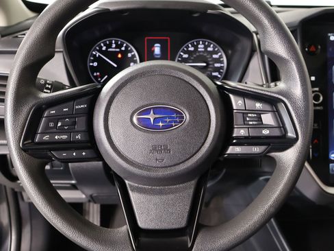 Used 2024 Subaru Crosstrek 2.0i Premium AWD/4WD image 3