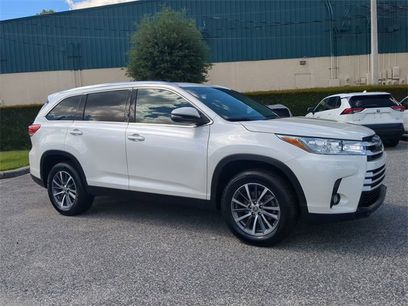 Certified 2019 Toyota Highlander XLE