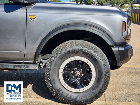 Used 2023 Ford Bronco Badlands image 4