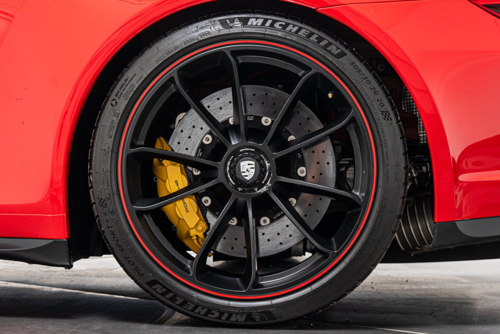 Used 2019 Porsche 911 Speedster RWD image 11