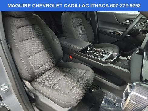 Used 2026 Chevrolet Equinox LT AWD/4WD image 14