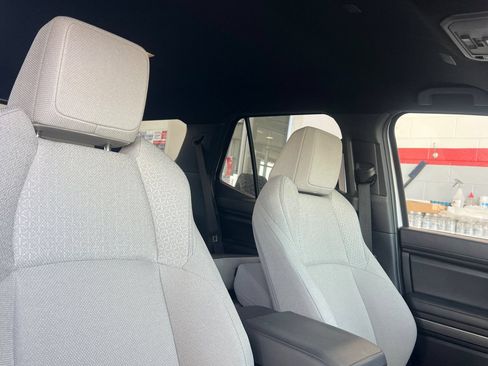 Certified 2025 Toyota 4Runner SR5 AWD/4WD image 14