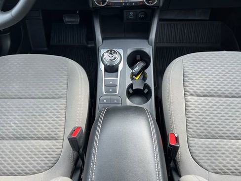 Used 2022 Ford Escape SE w/ SE Sport Appearance Package AWD/4WD image 23