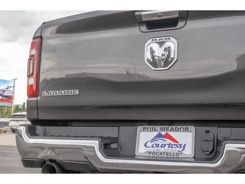 Used 2019 RAM 1500 Laramie AWD/4WD image 29