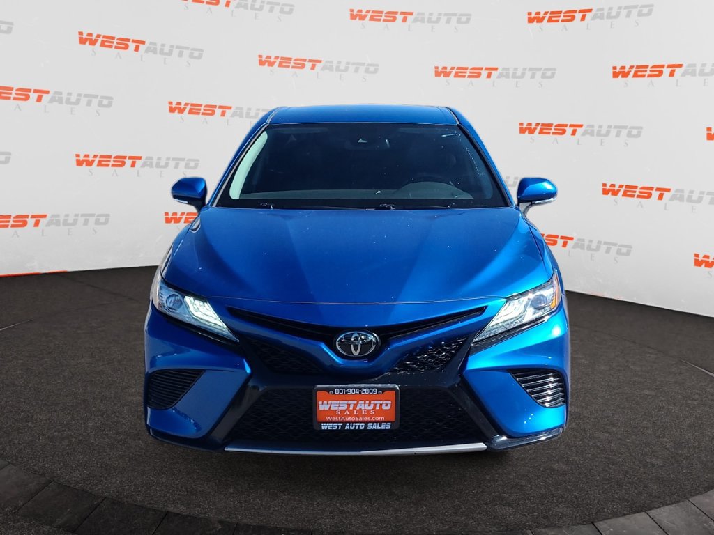 Used 2019 Toyota Camry XSE FWD image 8